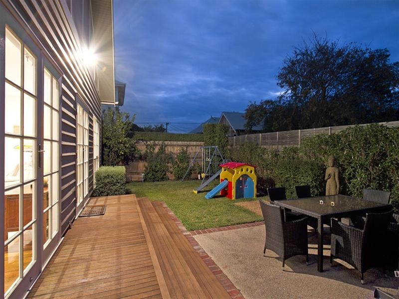 18 Mile End Road, Carnegie VIC 3163