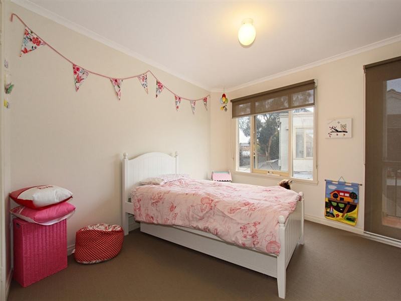 4/35-37 Macgowan Avenue, Glen Huntly VIC 3163