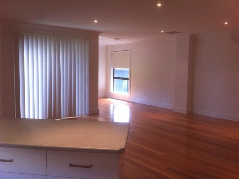 2/12 Massey Street, Box Hill South VIC 3128