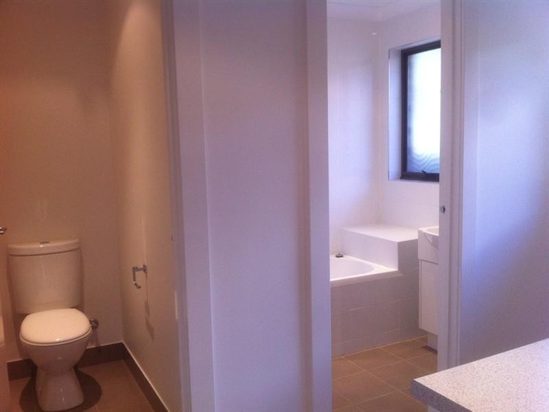 2/12 Massey Street, Box Hill South VIC 3128