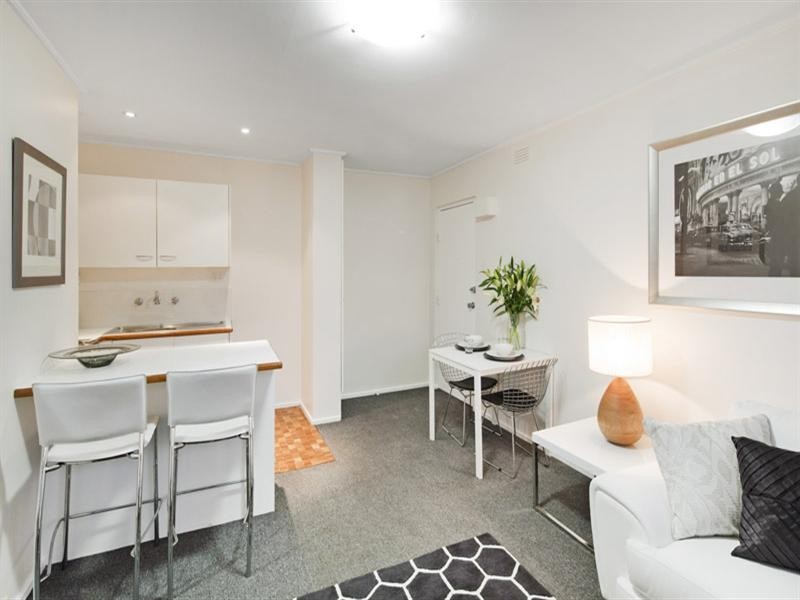 8/1-3 Mcgrath Court, Richmond VIC 3121