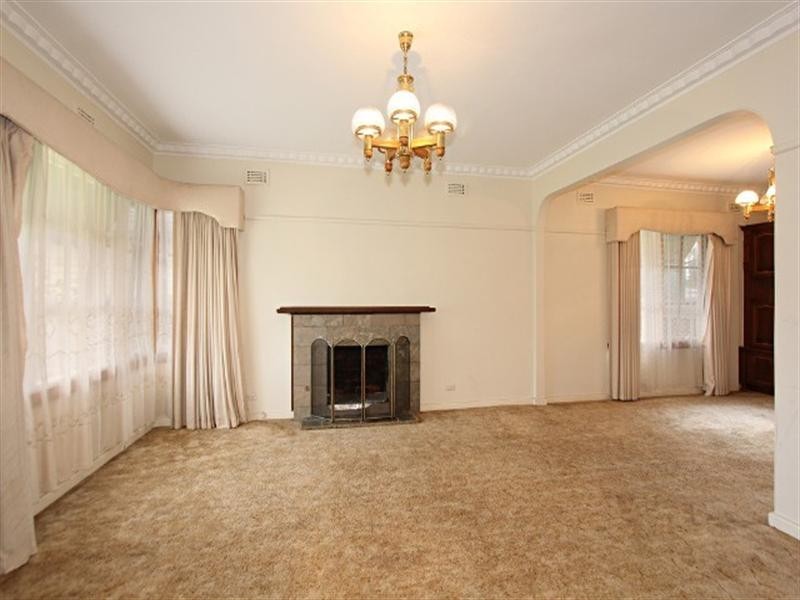 33 Lahona Avenue, Bentleigh East VIC 3165