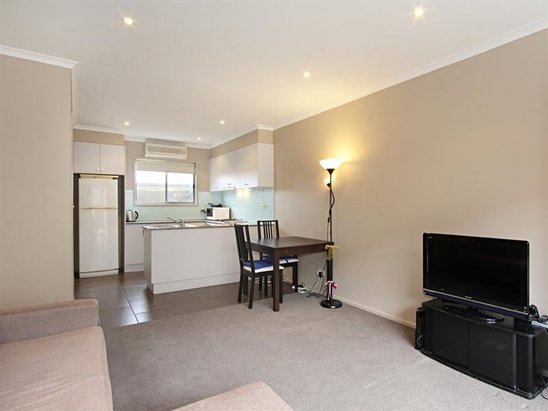 16/1204 Glen Huntly Road, Glen Huntly VIC 3163