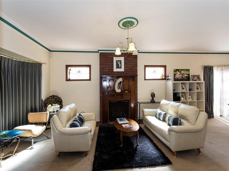 1A Foam Street, Elwood VIC 3184