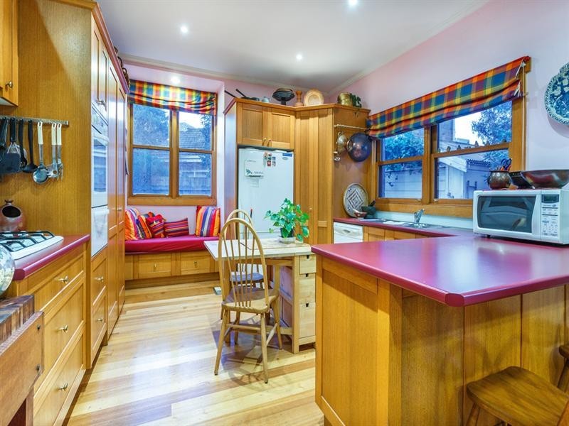 4 Poath Road, Hughesdale VIC 3166