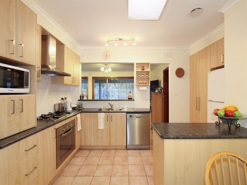 6 Kaybrook Court, Oakleigh South VIC 3167