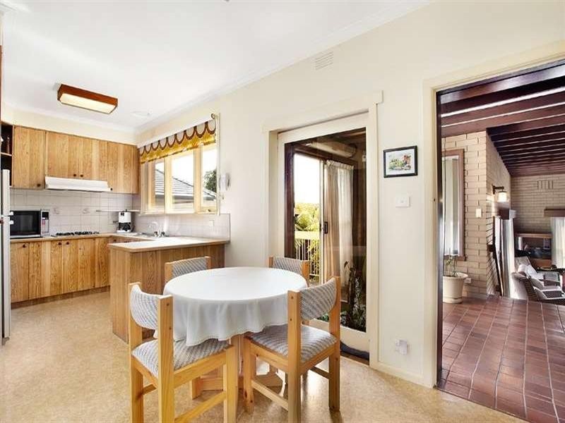 48 Josephine Avenue, Mount Waverley VIC 3149