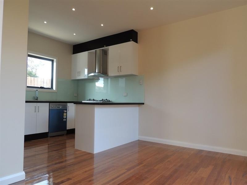 1/1 Havelock Street, Burwood VIC 3125