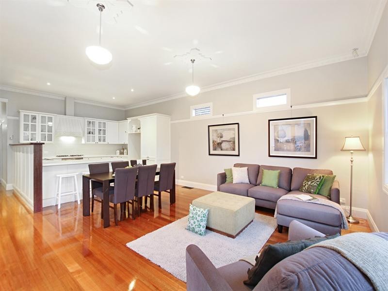 20 Calembeena Avenue, Hughesdale VIC 3166