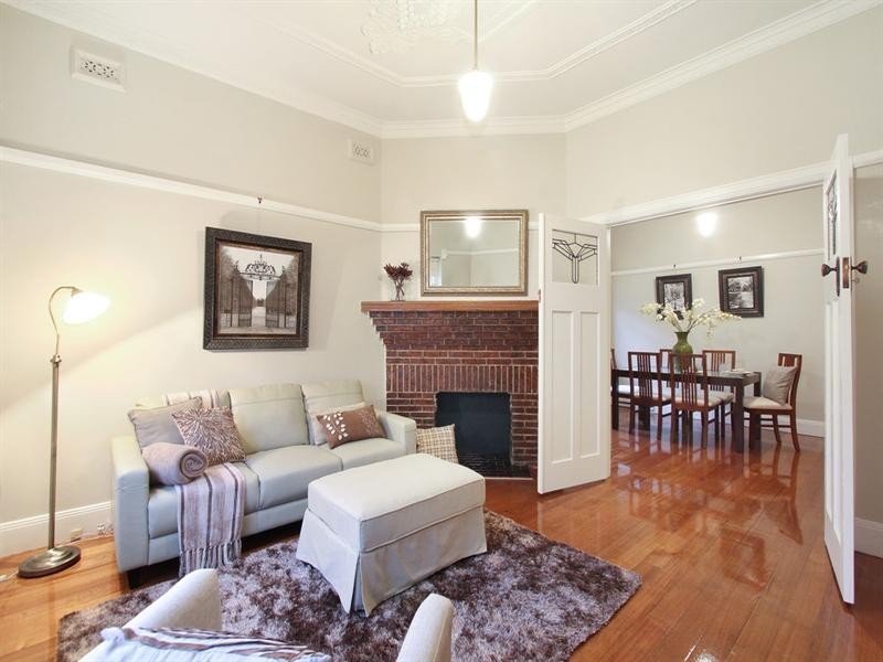 20 Calembeena Avenue, Hughesdale VIC 3166