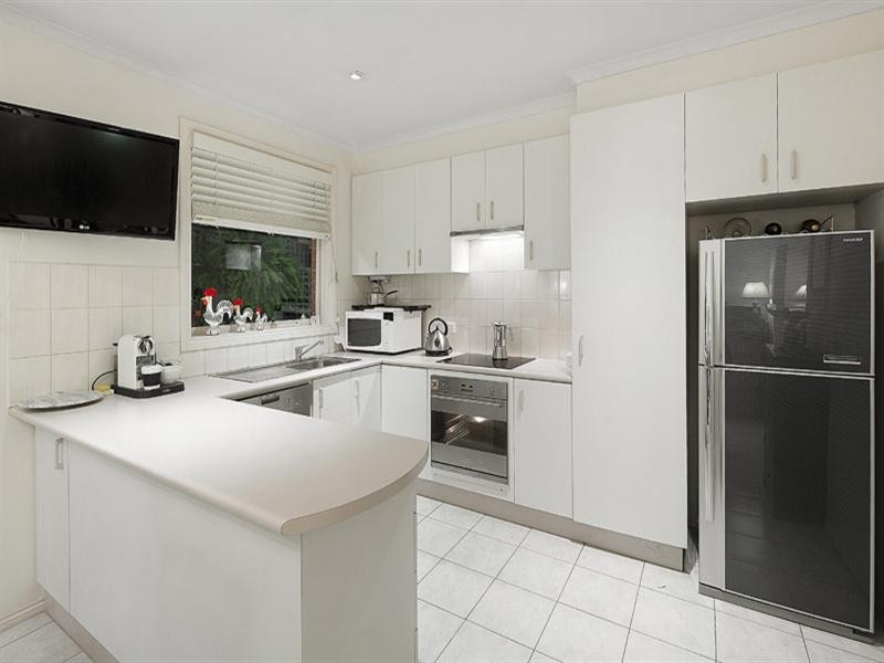 4/239 Neerim Road, Carnegie VIC 3163