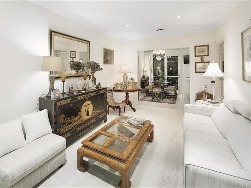 4/239 Neerim Road, Carnegie VIC 3163