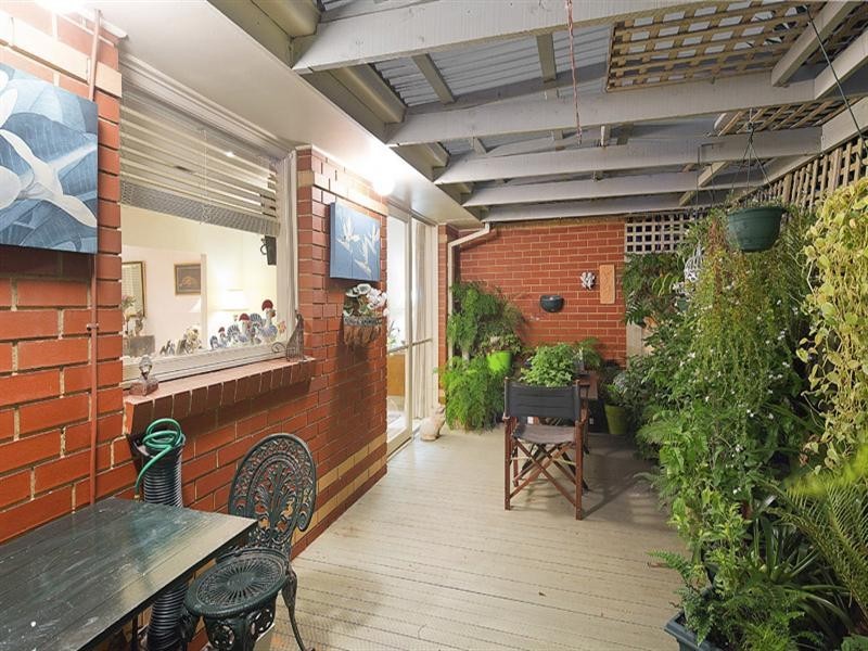 4/239 Neerim Road, Carnegie VIC 3163