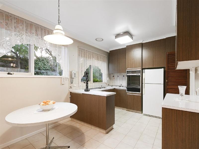 1/3 Toolambool Road, Carnegie VIC 3163