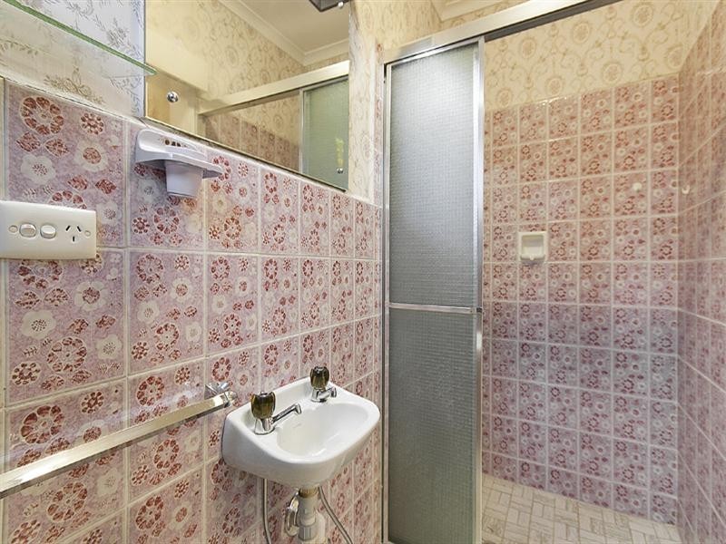 1/3 Toolambool Road, Carnegie VIC 3163