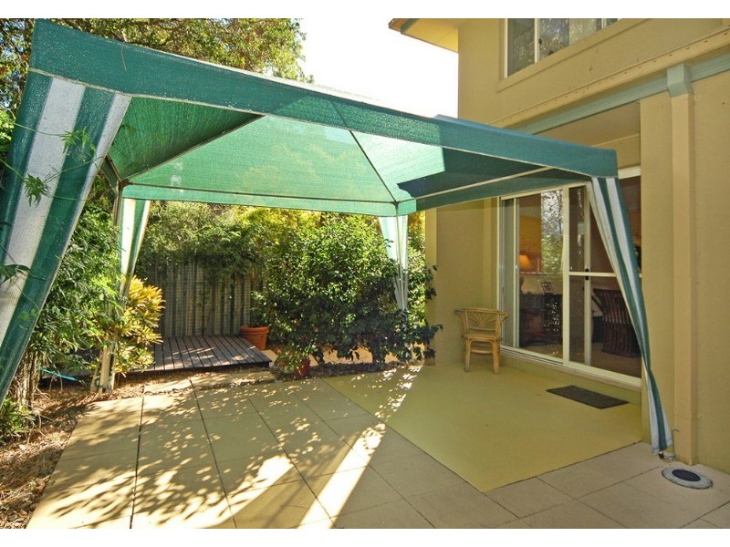 3/2 Burleigh Glen Court, Burleigh Heads QLD 4220