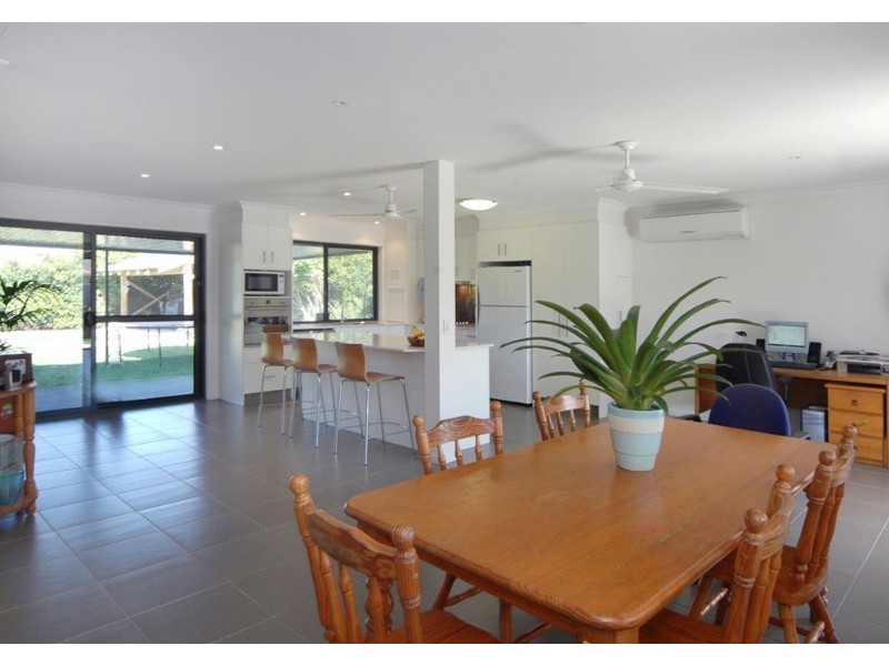 58 Twelfth Avenue, Palm Beach QLD 4221