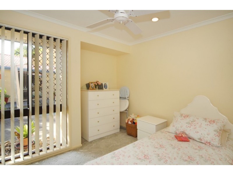 36 Pinon Close, Elanora QLD 4221