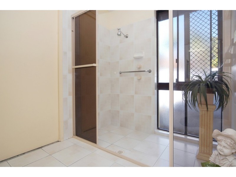 36 Pinon Close, Elanora QLD 4221