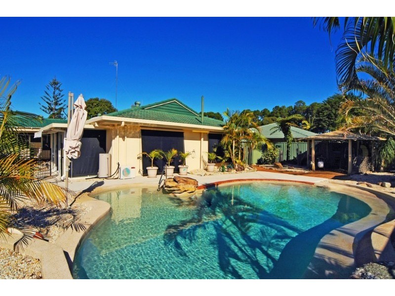 19 Pinon Close, Elanora QLD 4221