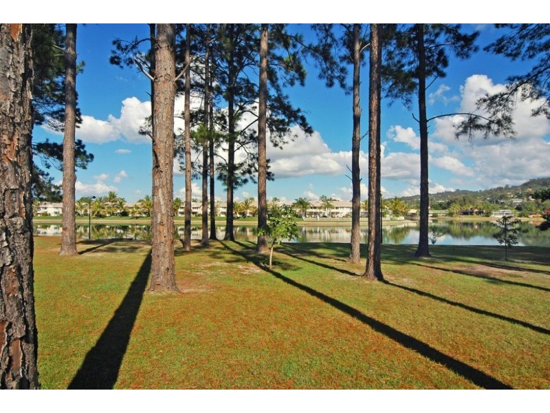 19 Pinon Close, Elanora QLD 4221