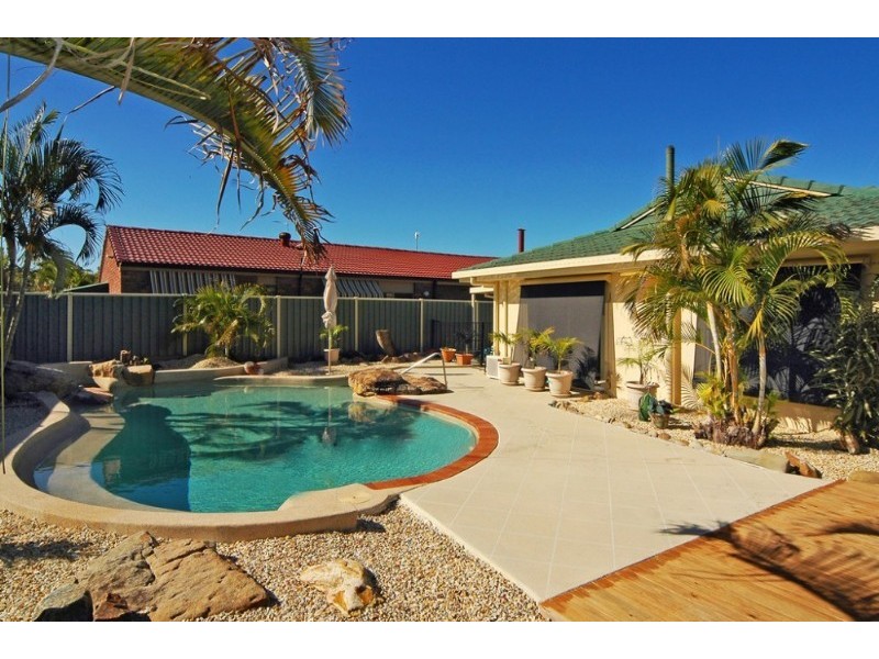 19 Pinon Close, Elanora QLD 4221