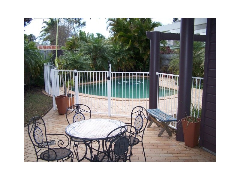 32 Fourteenth Avenue, Palm Beach QLD 4221