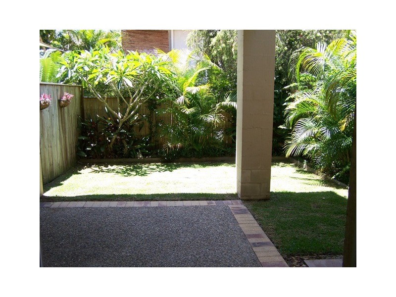 283 Nineteenth Avenue, Elanora QLD 4221