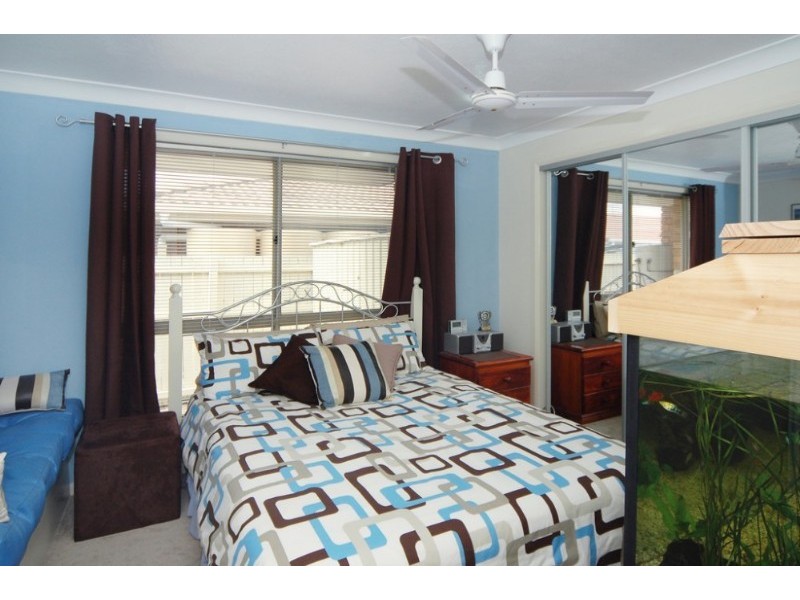 52 Bergamont Street, Elanora QLD 4221