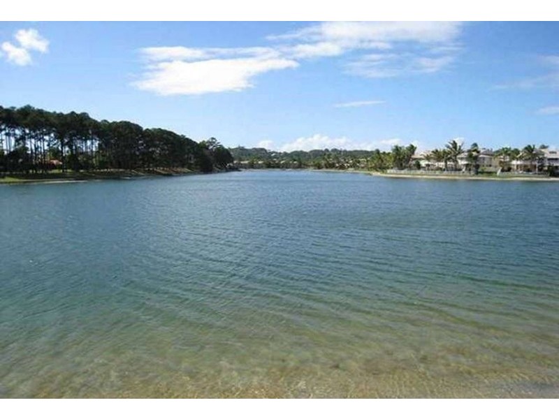 43 waterdown Drive, Elanora QLD 4221