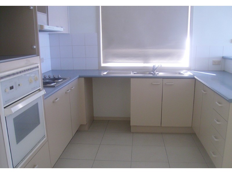 43 waterdown Drive, Elanora QLD 4221