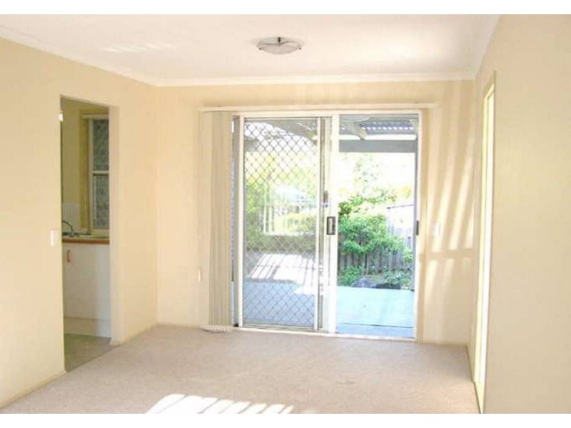 2 Daphne Court, Elanora QLD 4221