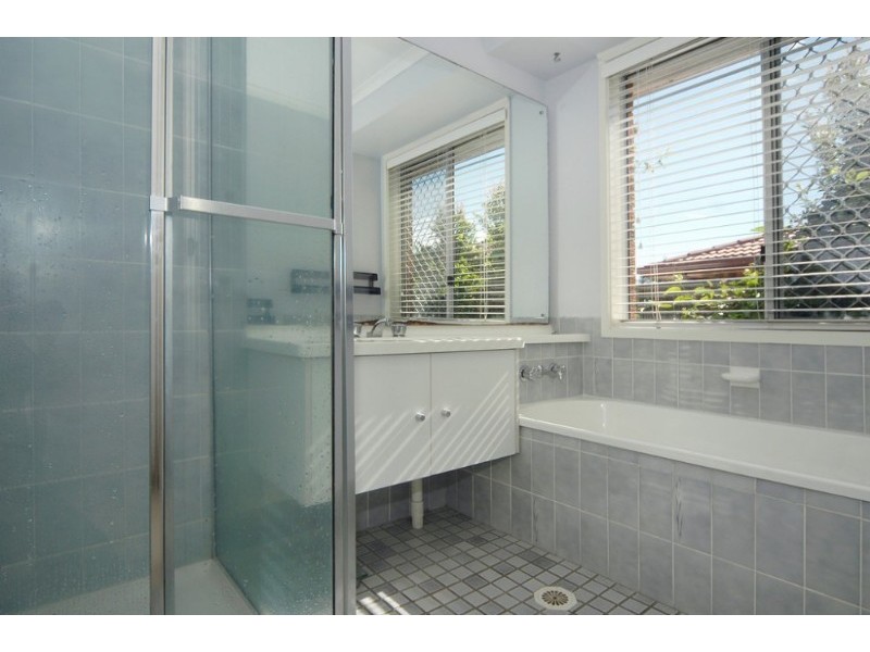 3 Colac Court, Elanora QLD 4221