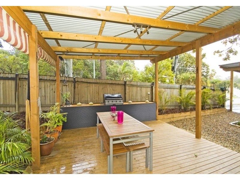 1 Brier Crescent, Varsity Lakes QLD 4227