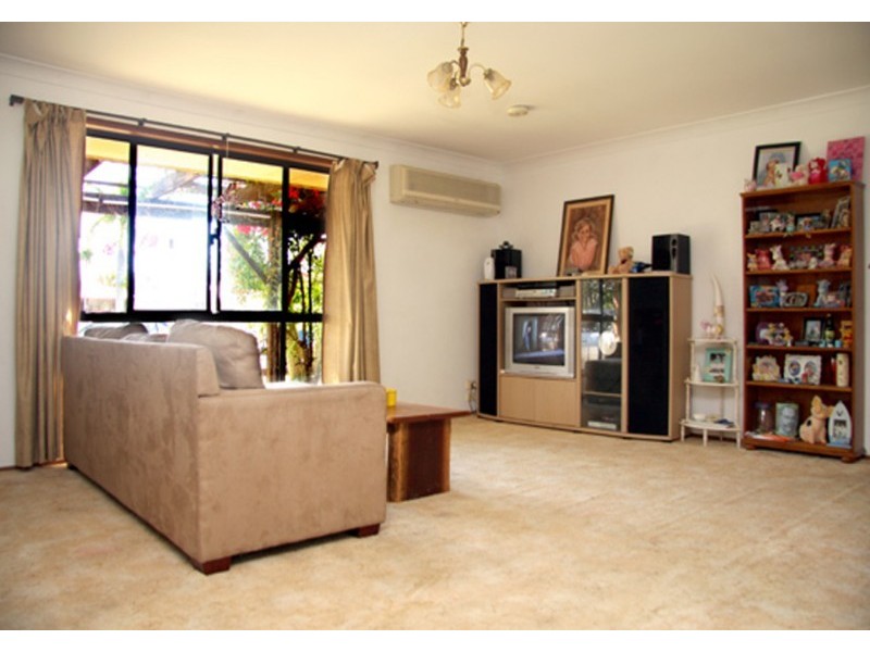 84 Ironbark Street, Elanora QLD 4221