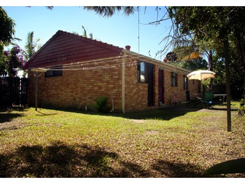 84 Ironbark Street, Elanora QLD 4221