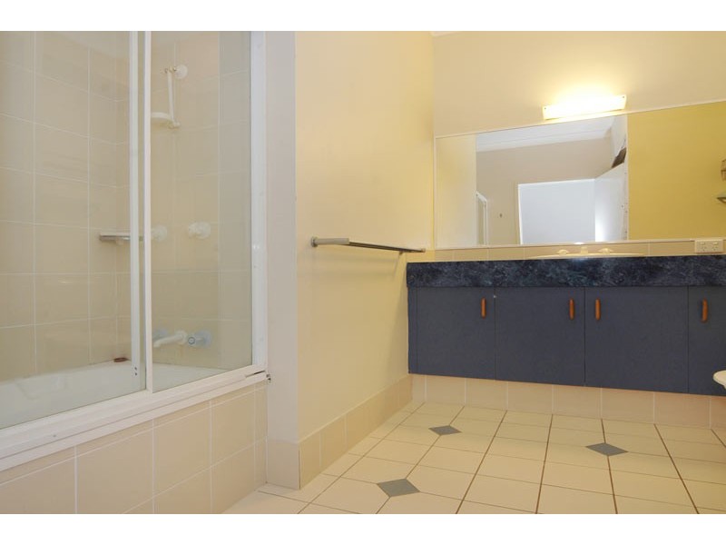 76/955 Gold Coast Highway, Palm Beach QLD 4221