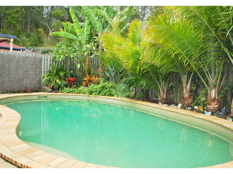 3 Pultenea Court, Elanora QLD 4221