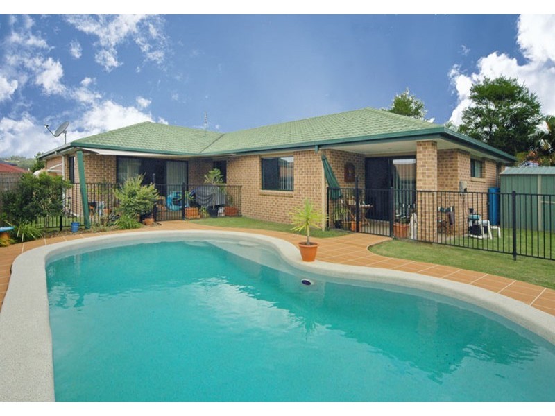 35 Northlakes Drive, Elanora QLD 4221