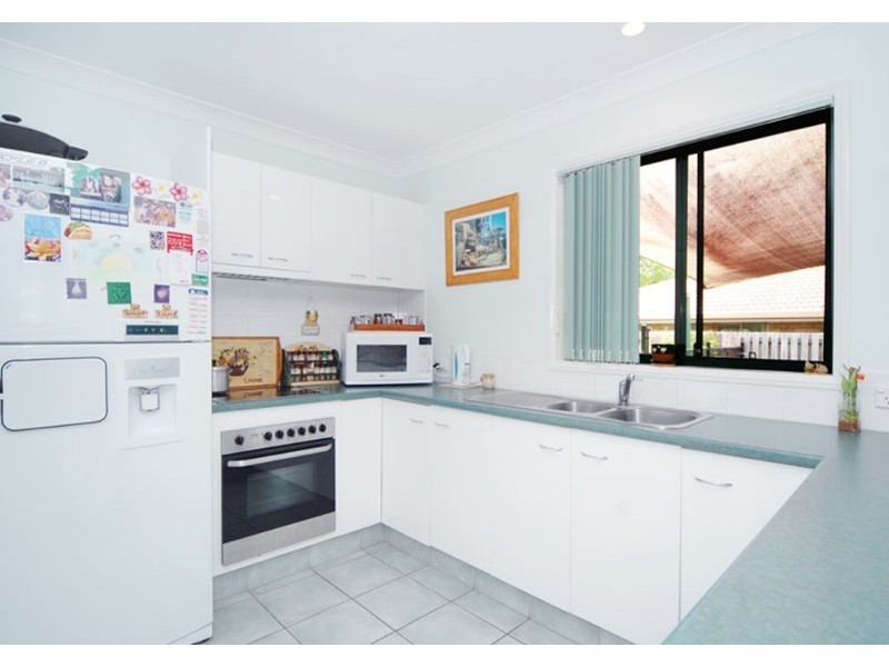 35 Northlakes Drive, Elanora QLD 4221