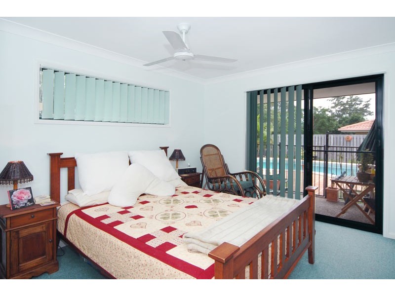 35 Northlakes Drive, Elanora QLD 4221