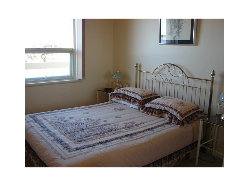 Unit 2/30 The Esplanade, Victor Harbor SA 5211