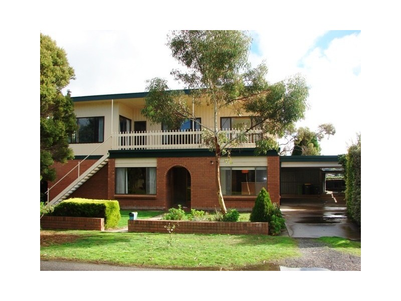 7 Gibson Avenue, Encounter Bay SA 5211