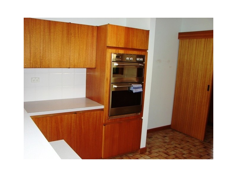 7 Gibson Avenue, Encounter Bay SA 5211