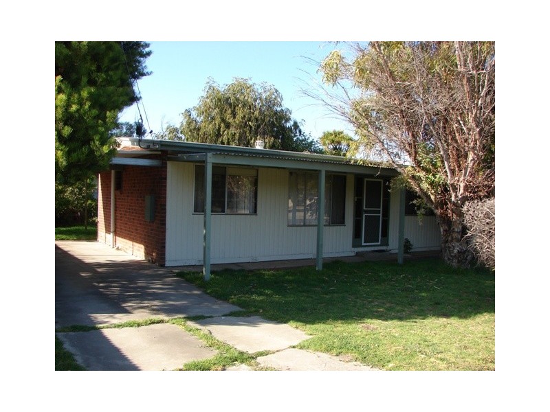 201 Fenchurch Street, Goolwa SA 5214