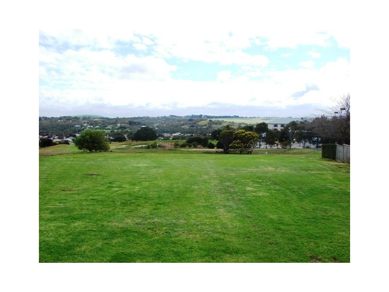 6 Emma Court, Mccracken SA 5211