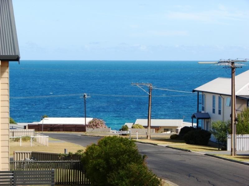 12 Second Avenue, Hayborough SA 5211