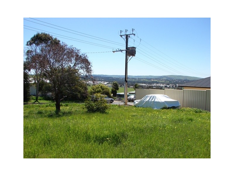 30 White Crescent, Encounter Bay SA 5211