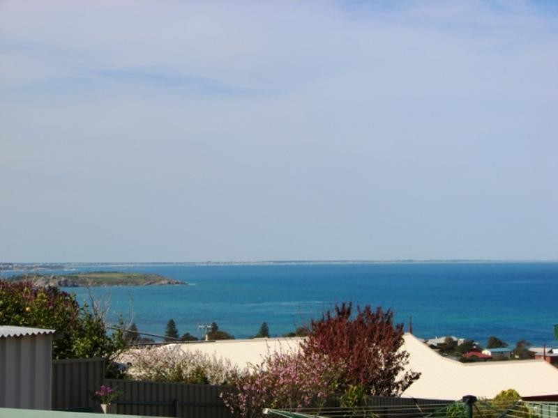 9 Humpback Road, Encounter Bay SA 5211