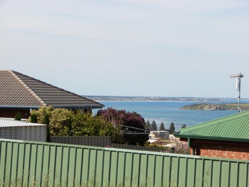 9 Humpback Road, Encounter Bay SA 5211